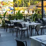 The X Hotel